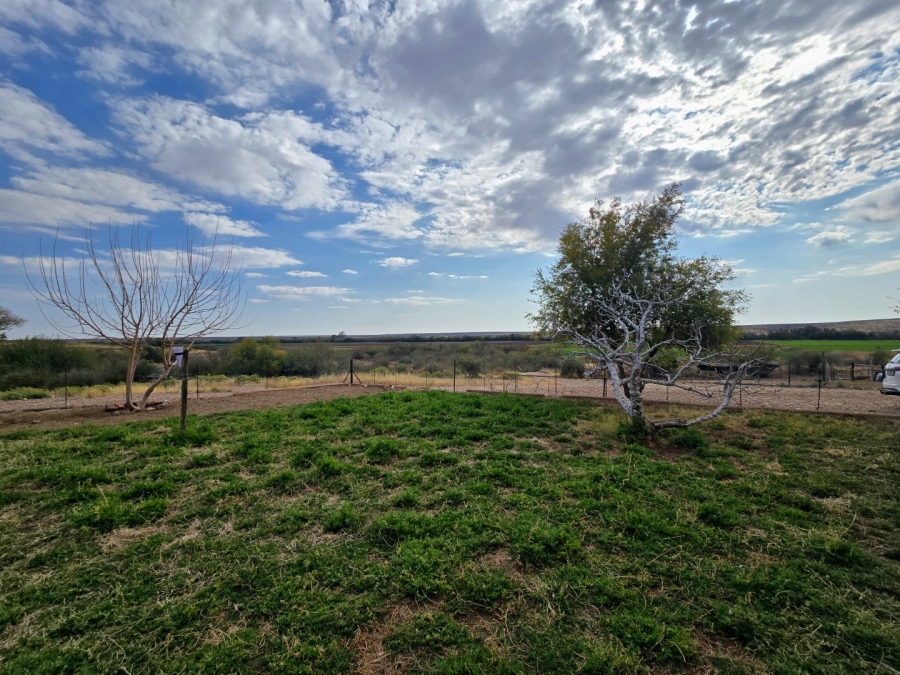 3 Bedroom Property for Sale in Upington Rural Northern Cape